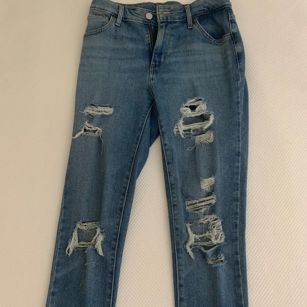 High Rise Levis Jeans Size 26